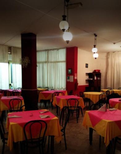 Hotel Marcus Чезенатико Екстериор снимка